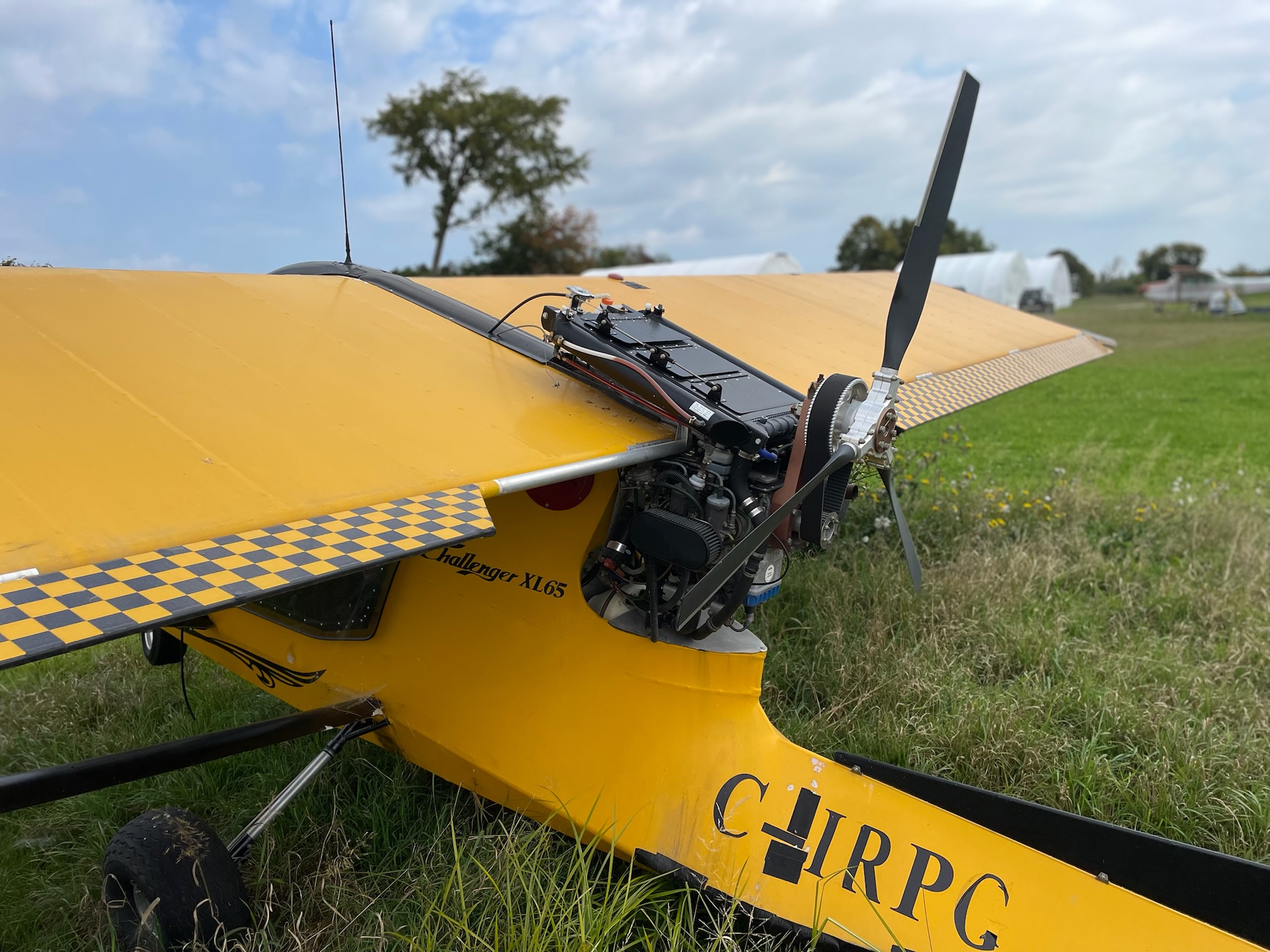 2013 Challenger XL65 / 582 Rotax engine (blue head) with little flying hours