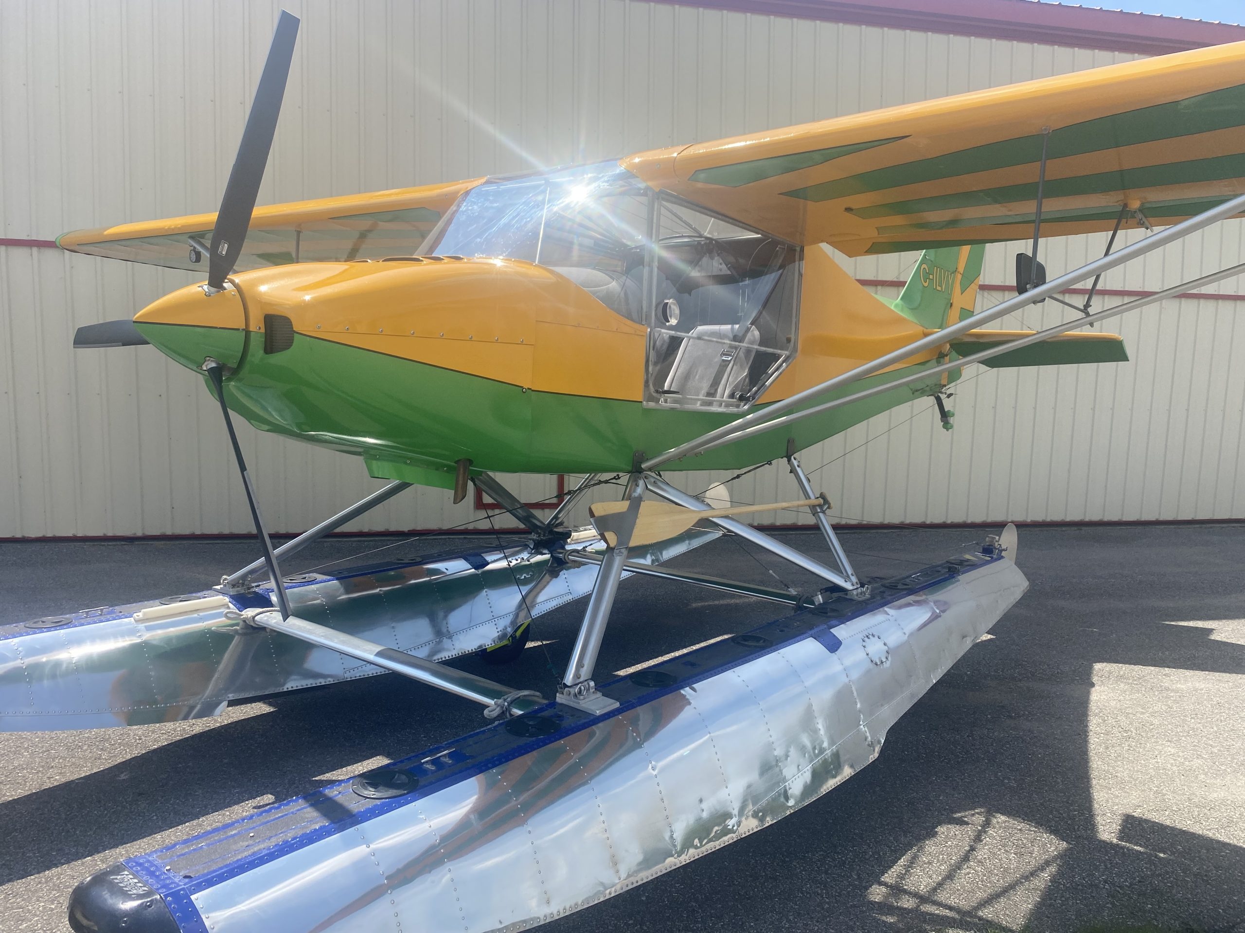 1300# Amphibious floats